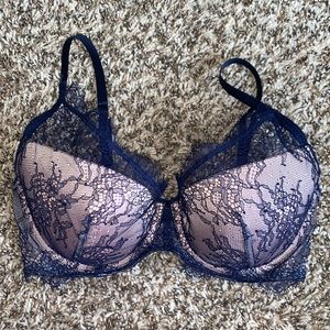 Victoria’s Secret Lace Bra - 32DD